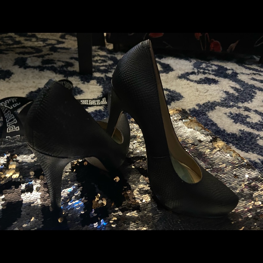 Jessica Simpson Size 8 platform heels